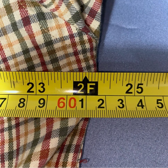 Tommy Hilfiger Long sleeve Shirt Button Down Men's L Pockets Logo Beige Plaid - Picture 6 of 9